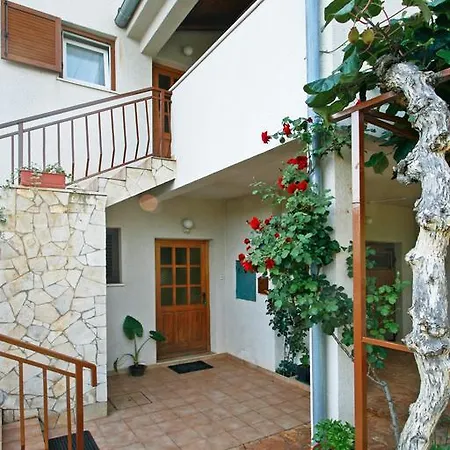 Gina Apartment Porec